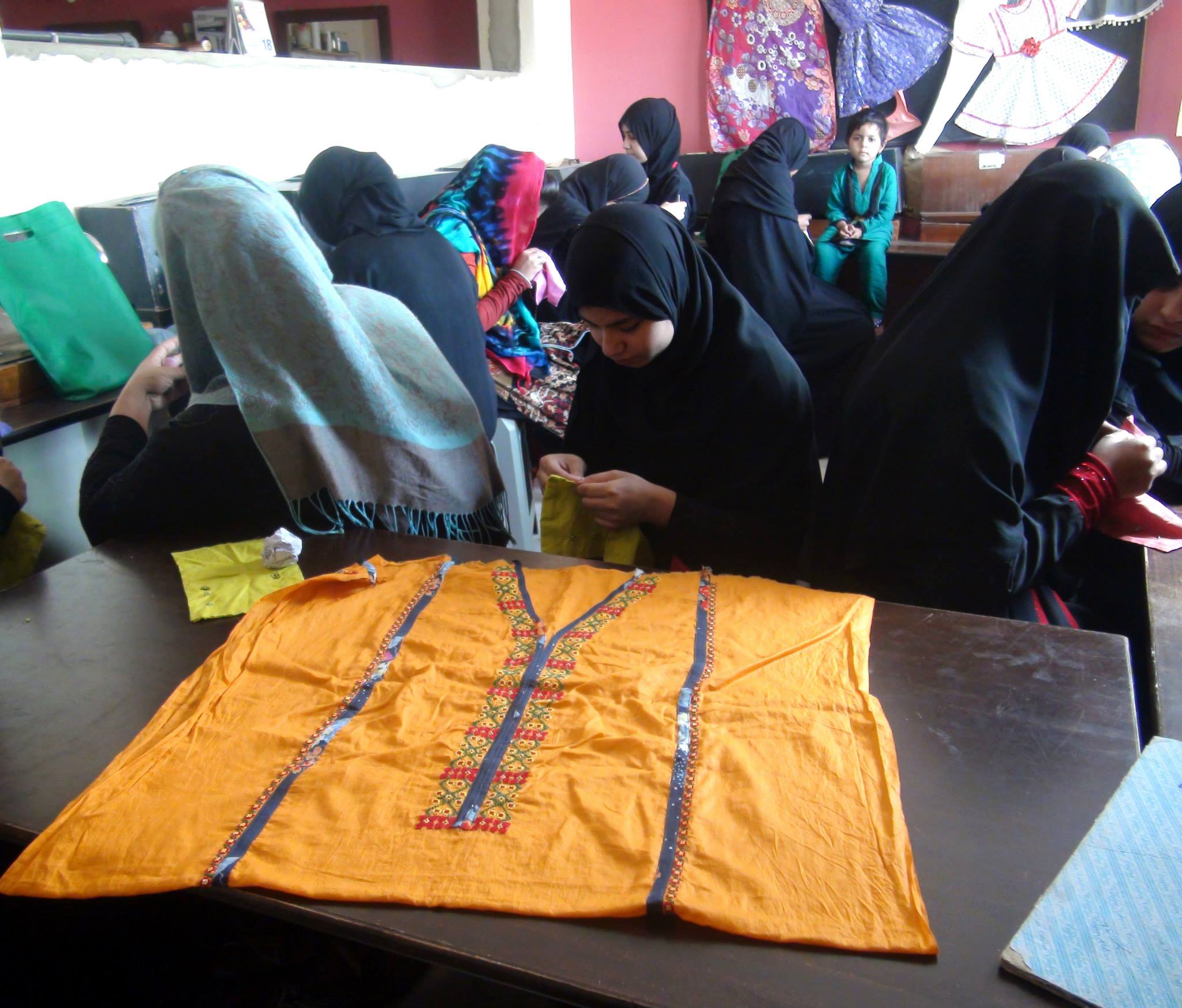 Hand And Machine Embroidery Class